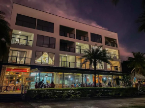 Ramada Suites By Wyndham Seafront Coral Coast