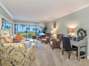 Sand Pointe 212