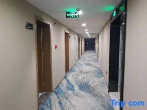 Xuzhou Yunjing Hotel (Normal College Tongshan Wanda Branch)
