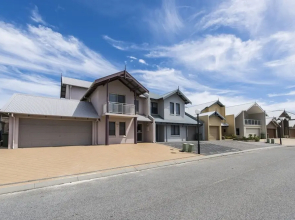 Ledge Point Village Villa 1 - Ocean Views
