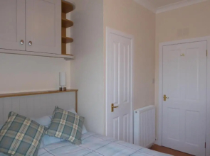 Skene Terrace Apartments