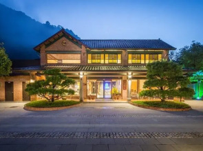 Cloudland Resort