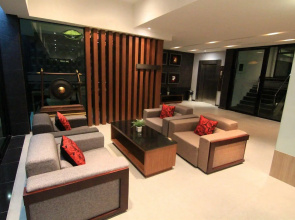 Inn residence serviced suites