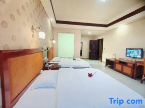 Yinhe Hotel