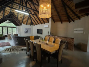 Singwe Private Safari lodge