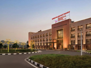 Ramada Encore By Wyndham Statue of Unity