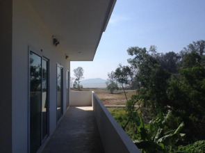 Arun Seaview Apartment