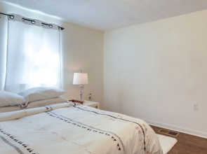 Historic Lawrenceville Home: 32 Mi to Atlanta!