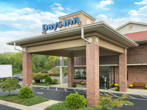 Days Inn by Wyndham Asheville Downtown North