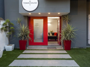 OYO Townhouse 004 Sector 51 Noida