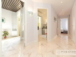 Studio 53 five stars holiday house