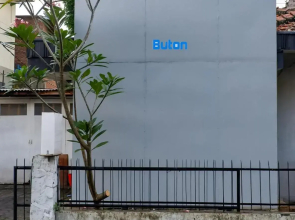 Buton Backpaker Lodge - Hostel