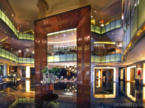 Отель Sofitel Bangkok Sukhumvit