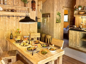 Nice Tent Lodge With Bathroom, Near a Lake