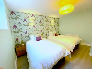 The Garden Apartment, Near Airport & City