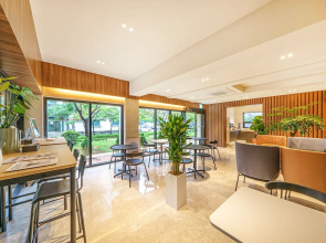 Yaja Hotel Peace Square branch