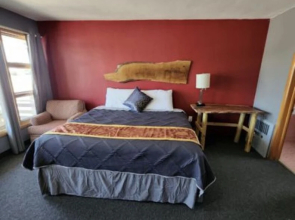 Tri-States Wood Inn