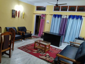OYO Home 84782 Lucky 13 Homestay