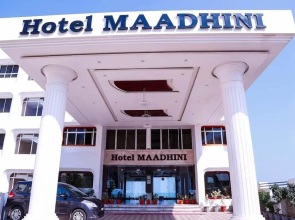 Hotel Maadhini