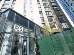 LONG STAYS - 30 AND 15 PERCENT OFF MONTHLY & WEEKLY STAYS, PERFECT FOR BUSINESS, FAMILIES, RELOCATIONS AND LEISURE- Book Today at Premium Executive Serviced Apartments - Birmingham City Center - WestGate, 1 Bed Apt, FREE WI-FI