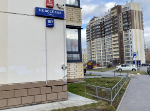 Apartments on Novoselov street 107 building 1