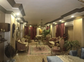 Immaculate 2-bed Apartment in Kafr Nassar