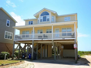 Summer Sandcastle 5 Bedroom Home by RedAwning