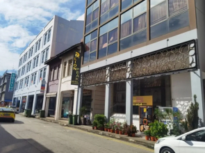A Hotel Dickson