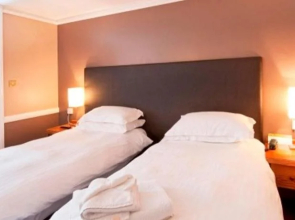 The Red Lion Inn by Greene King Inns