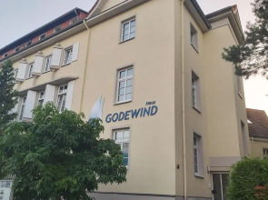 Amazing Apartment in Binz With 2 Bedrooms