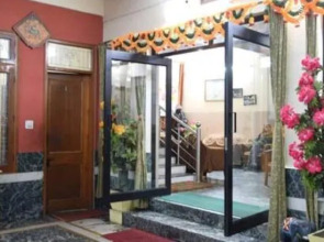 Hotel Bhagwati Palace