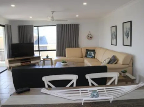 Hi Surf Unit 3, 92 Head St, Forster