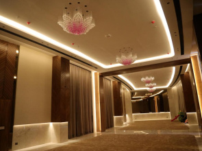Regenta - The World Surat