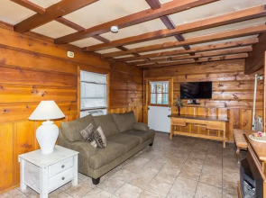 Apple Creek Cottages