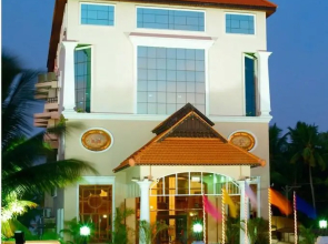 Regant Lake Palace Hotel