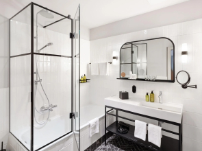 Hotel Astoria Vienna, Curio Collection by Hilton