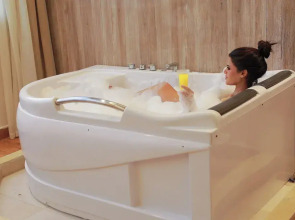 The Muse Pyramids INN