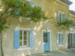 Locations Montjoìa Provence