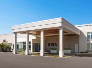 Hotel Lela Wilmington, Tapestry Collection by Hilton