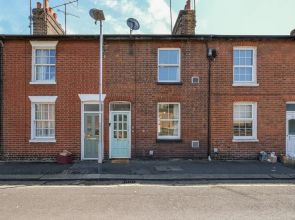 Charming 3 Bed House at Blakes Cottages