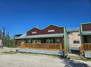 Klondike Kate's Cabins