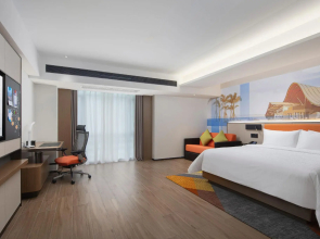 Hampton by Hilton Haikou East Railway Station