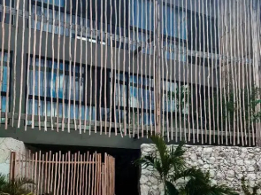 Brand New Designer Apartment 11 with DayPass Hotel Bardo