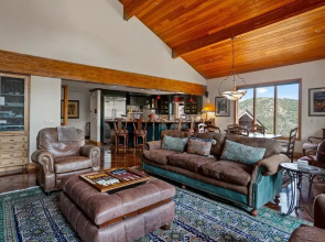 La Maconnerie at Deer Valley Resort - Four Bedroom Condo with Hot Tub #3 4 Condo