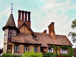 The Five Arrows Hotel