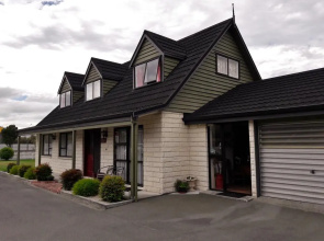 Academy Lodge Motel