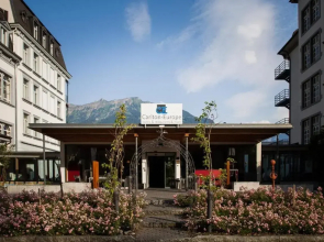 Carlton-Europe Vintage Adults Hotel