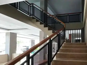 Urbanview TWH Costel near Stadion Maguwoharjo Yogyakarta