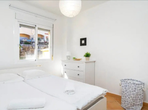 Duplex with a view Ref 69