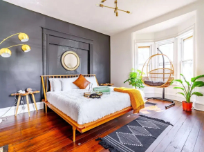 NEW Luxe Pet Friendly Free Parking Downtown